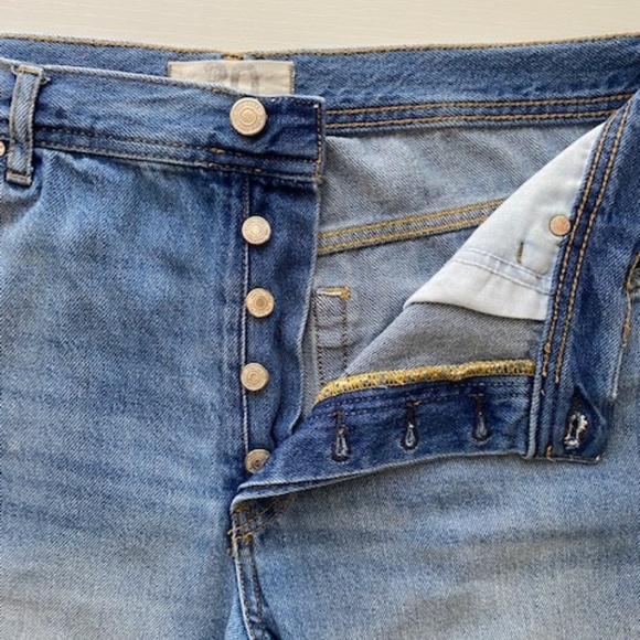 We The Free People Maggie Ripped Crop Straight Leg Light Wash Size 30 - Picture 6 of 16